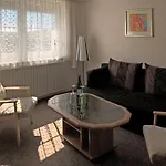 アパート Gartenwohnung ゲスヴァインシュタイン